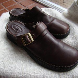 Bass Sheila brown genuine leather clogs low heel slip-on mules, size 9